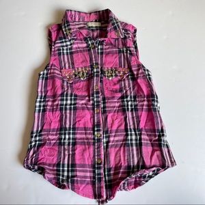 Love Fire sleeve blouse